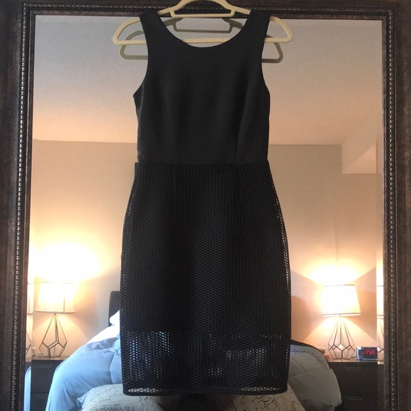Dresses & Skirts - Black Pencil Dress